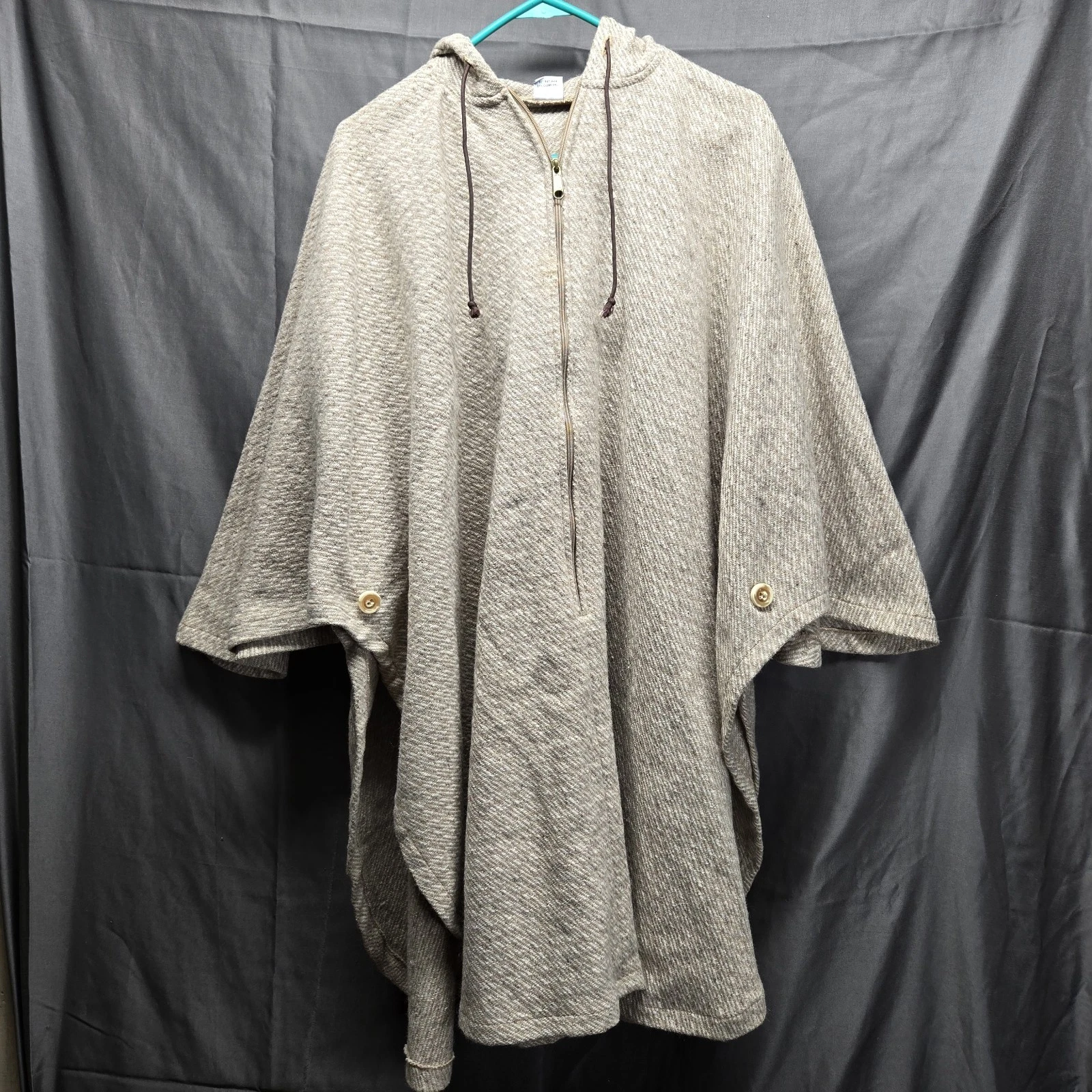 Vintage WOOL Hooded Poncho Made In USA My MAINE BAG USA One Size Fits Most Beige