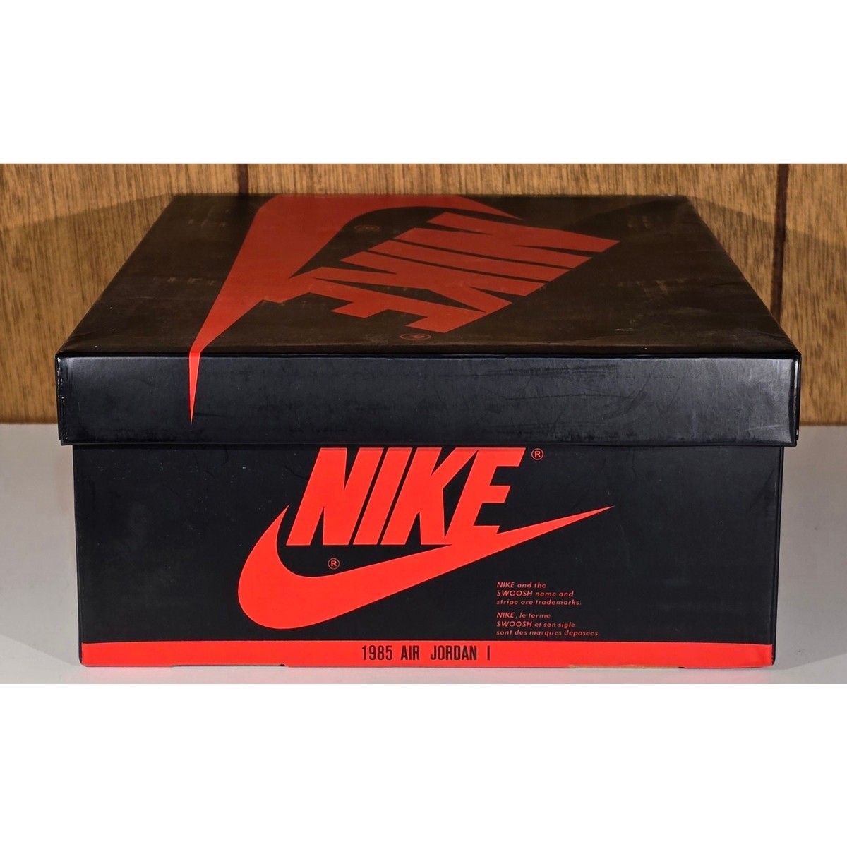 SHOEBOX ONLY - Nike Air Jordan 1 Retro High OG GS Court Purple White Black 5Y — product photo 4 of 11