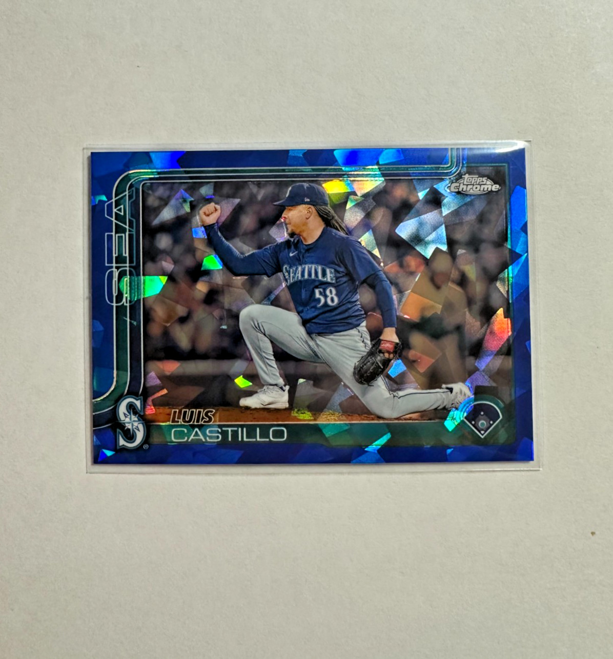 2025 Topps Chrome Sapphire LUIS CASTILLO Base #69 SEATTLE MARINERS