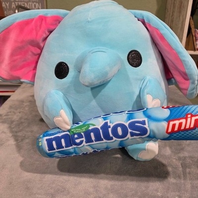 ZURU SNACKLES SURPRISE ''HUGH'' HIPPO W/ MENTOS SQUISHMALLOW - 14''