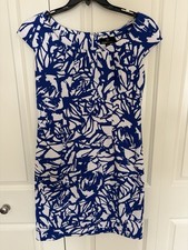 Women’s Ronni Nicole blue white cap sleeve shift dress size 10. Zip back.