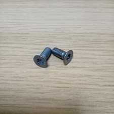 New *GENUINE* VW Audi X2 N10648301 Brake Disc Retaining Screw Grub Screw M6X16