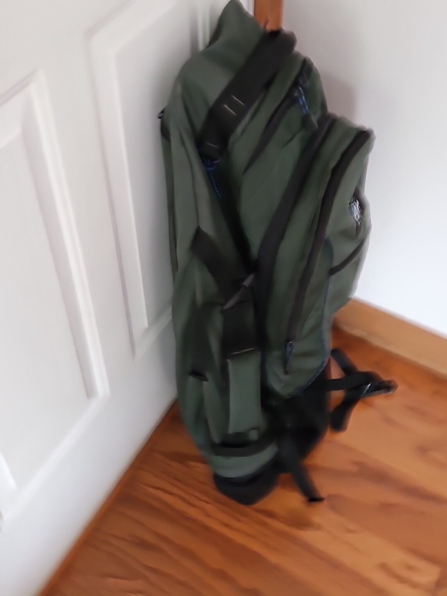 Vintage Eagle Creek Endless Journey Women’s Fit Outdoor Green and Black Backpack VTG Eagle Creek Travel Gear Hiking Backpacking Trekking  main image 4