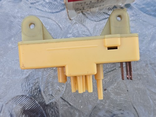 NOS GM 470333 1974-1981 Camaro A/C MASTER VACUUM SWITCH 1978 1979 Nova 76-83 GMC - Picture 10 of 12
