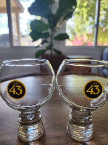 RARE 2x Licor 43 Cuarenta Highball Floating Bubble Stemmed Liquor Glasses | 8oz - Picture 1 of 4