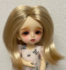 Monique Collection Synthetic Mohair wig EVELYN sz 5-6 LIGHT PEACH BLONDE NEW