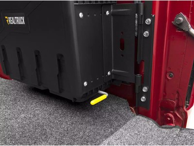 UnderCover Swingcase Toolbox Fits 2022-2026 Nissan Frontier Driver
