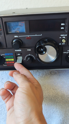 Yaesu FRG-7000 Communications Receiver VLF Shortwave Ham Power On