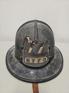 Vintage MINE SAFETY FIREMANS FIRE HELMET BADGE BELT NYFD FDNY MSA New York