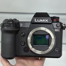 Panasonic LUMIX DC-S1R 47.3MP Mirrorless Camera Body Tested