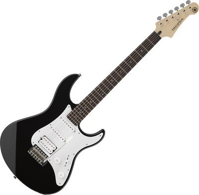 B-WARE Yamaha Pacifica 012 BL E-Gitarre elektrische Gitarre Tremolo schwarz