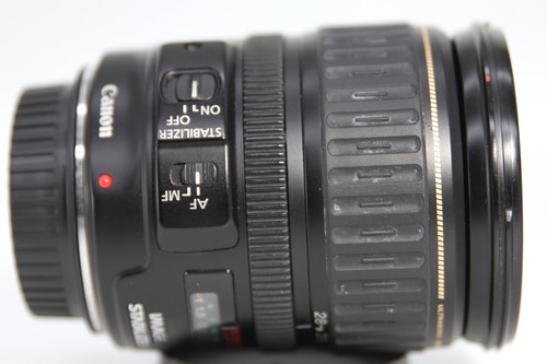 Canon EF 28-135mm f/3.5-5.6 IS USM Lens - Picture 9 of 13