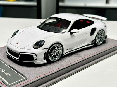 Porsche 911 Turbo S TechArt (Gloss White) [Davis & Giovanni] 1/18