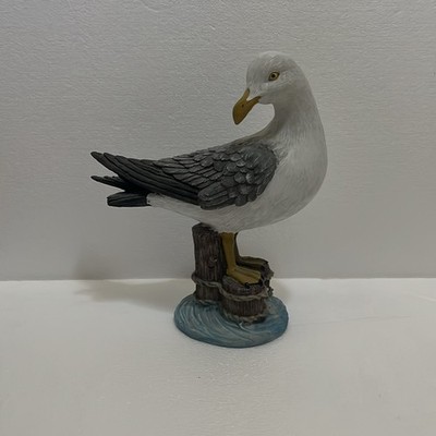 Nautical Resin Seagull Figurine Beach Coastal Decor Pier Piling Bird