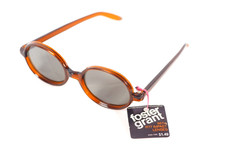 1960s Foster Grant Impersonator Sunglasses Oval Frame Style 1505