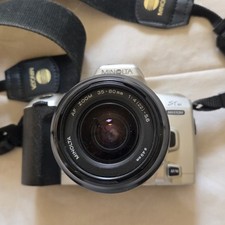 Minolta Maxxum STsi w/ Minolta Af Zoom 35-80mm 1:4-5.6 lens with Minolta Strap