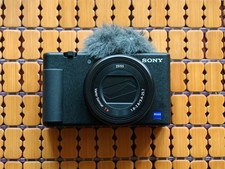 Sony Cyber-shot ZV-1 20.1MP Compact Digital Vlog Camera