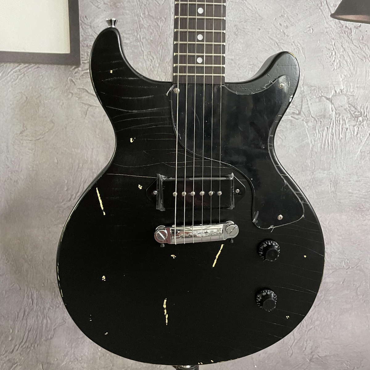 Relic Black 6Strings Electric Guitars P90 Pickups Black Pickguard Fast