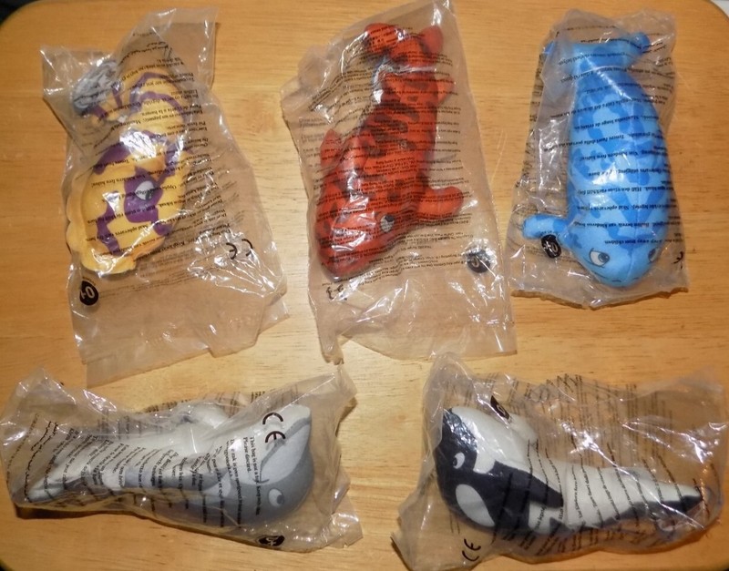 OCEANIC MAMMALS PLUSH TOYS  BURGER KING