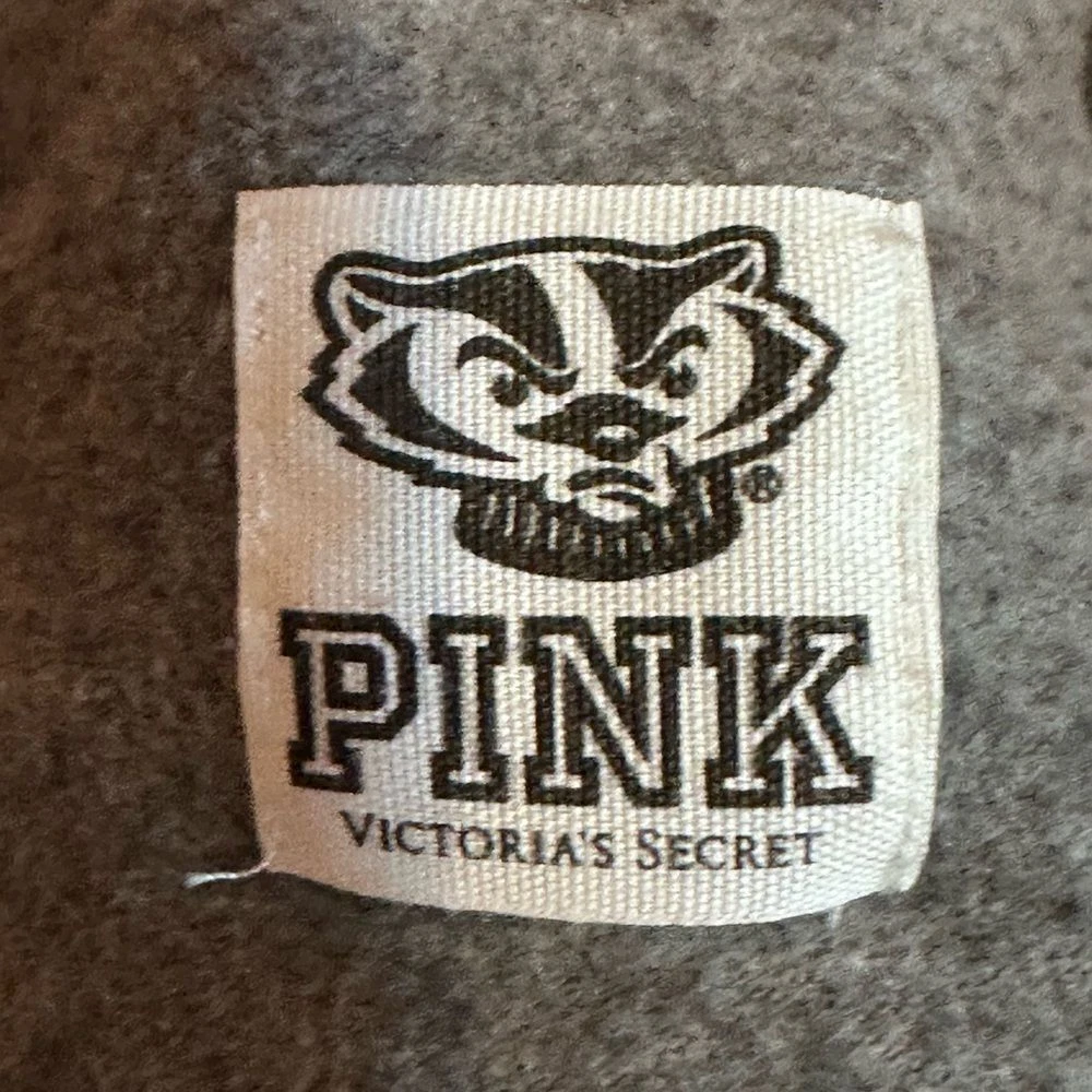 UNDERCOVER Felpa con cappuccio Victoria Secret ROSA Wisconsin Badgers