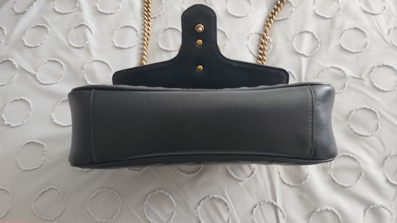 Gucci GG Marmont Shoulder Bag Medium Black Leather image 3
