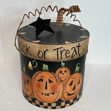 Halloween Nesting Round Boxes 2 Boxes Primatives By Kathy Elaine Thompson NWT