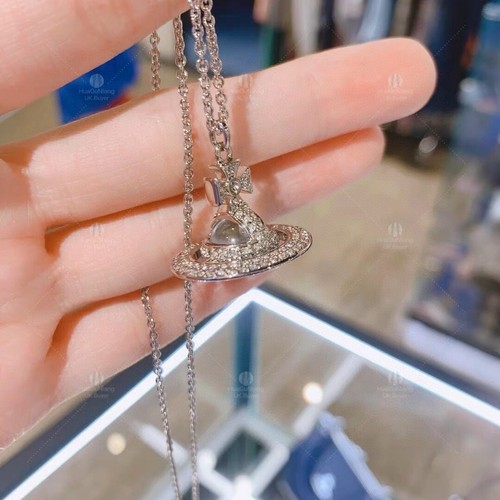 Vivienne Westwood PINA SMALL ORB PENDANT SILVER-TONE With original packaging - Picture 2 of 4