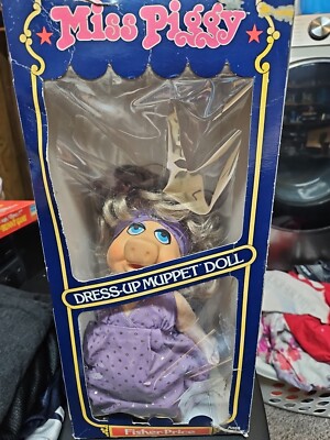 ぬいぐるみ Muppet Treasure  Miss Piggy Kidrobot-The-Muppets-Miss-