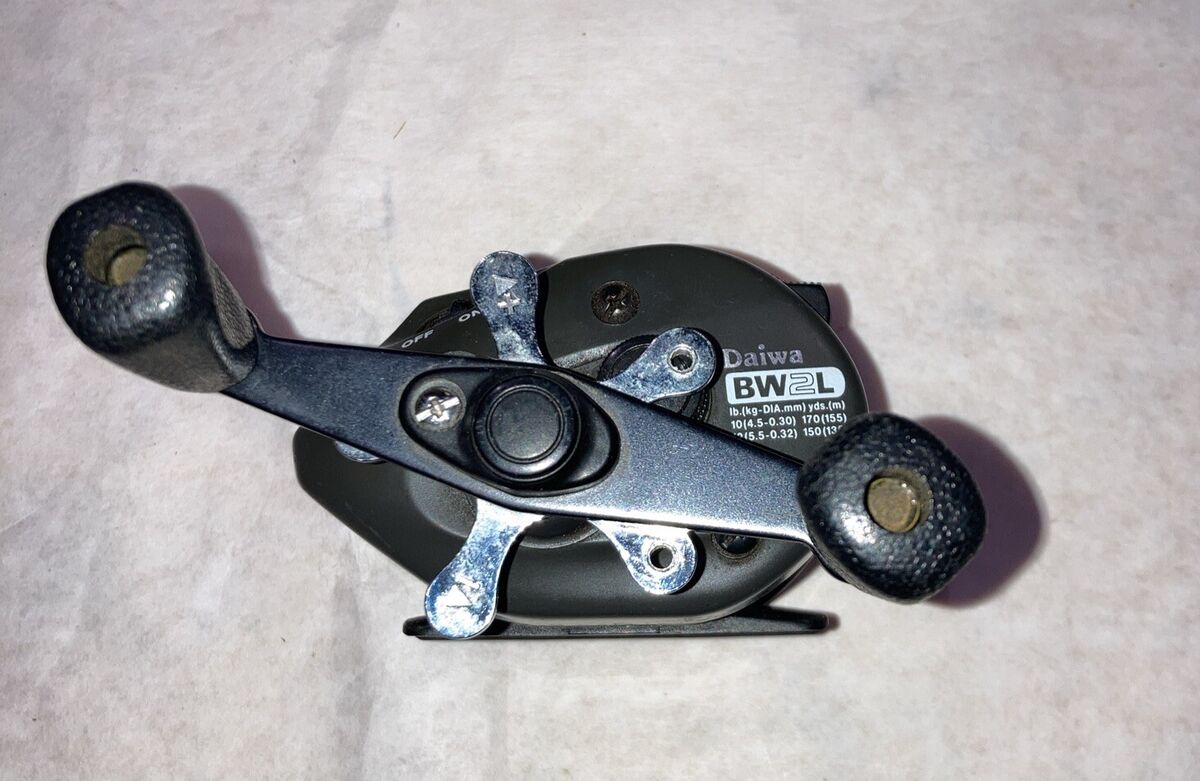 Vintage Daiwa BW2L Hi-Speed 5.2:1 Baitcasting Fishing Reel Vintage Daiwa BW2L Hi-Speed 5.2:1 Baitcasting Fishing Reel