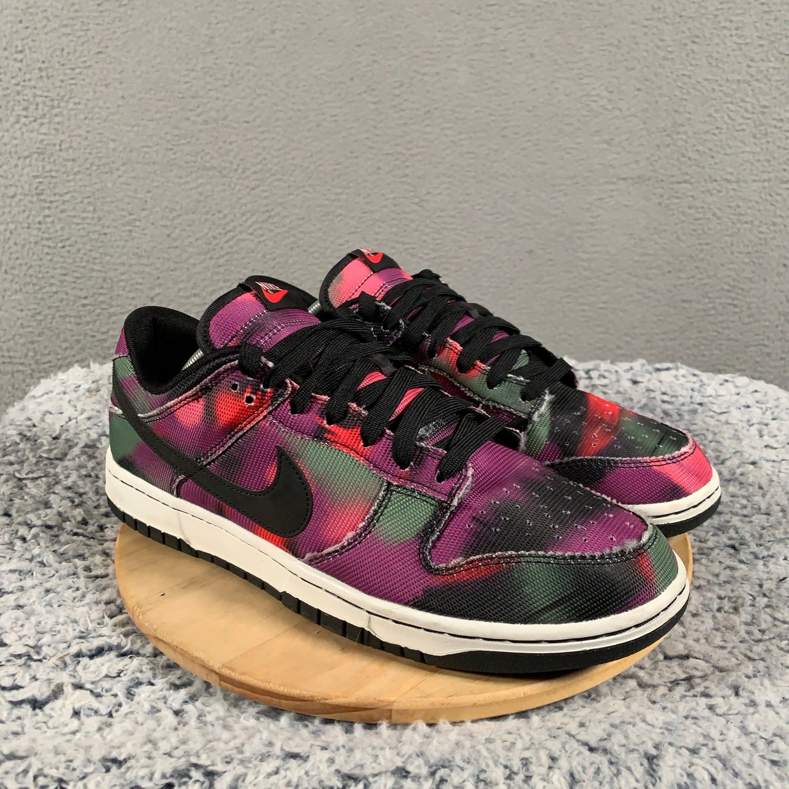 Nike Dunk Low Graffiti Sneaker Men's 11 Pink Black Canvas Abstract DM0108-010