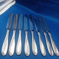 Lot of 8 Oneida Camber Cresta Windswept Scroll Stainless Dinner Knives 9 1/2"