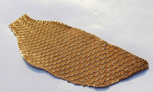 A lot of TWO Metallic Matte Tilapia Fish Skins Hide Leather Craft Supply - Picture 23 of 23