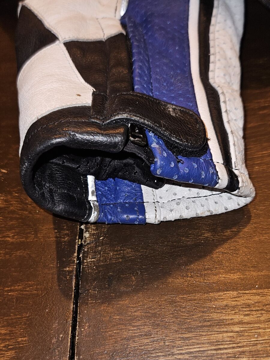 s-l1200.jpg s-l1200.jpg