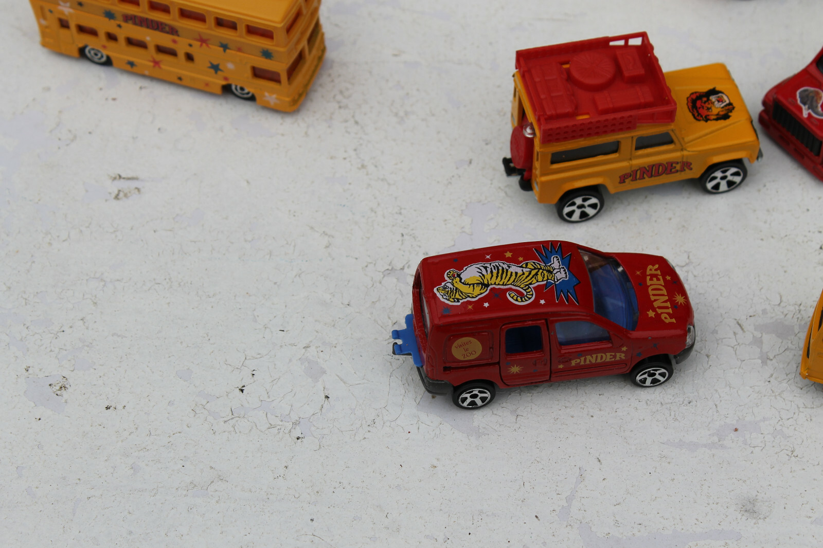 LOT CAMION AVEC Remorque Du Cirque Pinder Majorette 2 Man 1 Mercedes 1