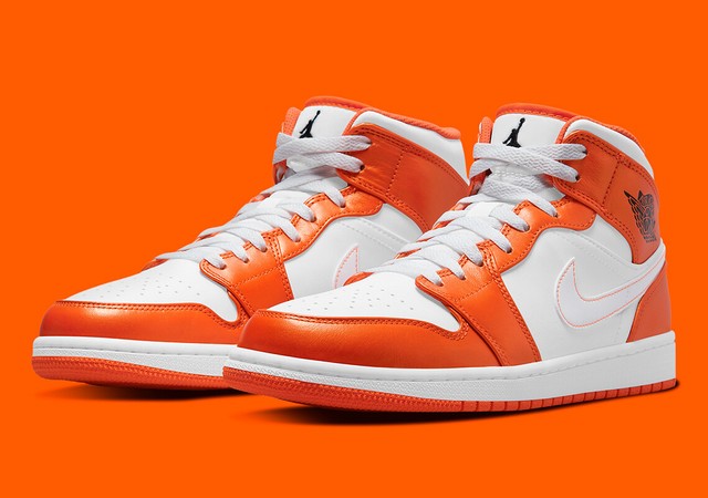 Jordan 1 Mid SE Electro Orange 2021 for 