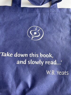 DUBRAY BOOKS W.B.YEATS Zitat wiederverwendbarer Laden GESCHENKTÜTE