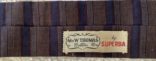 Lot: 11-Ties, 2-bow Ties and Wooden Tie Rack - Picture 7 of 9