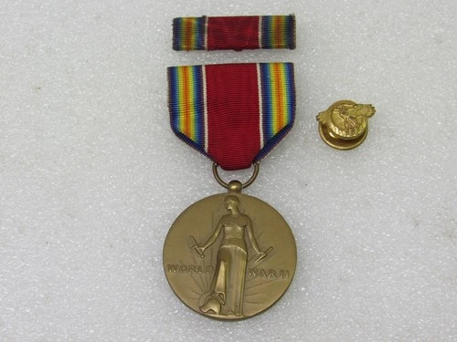 WW2 US Military Campaign Service Victory Medal With Ribbon And Ruptured Duck