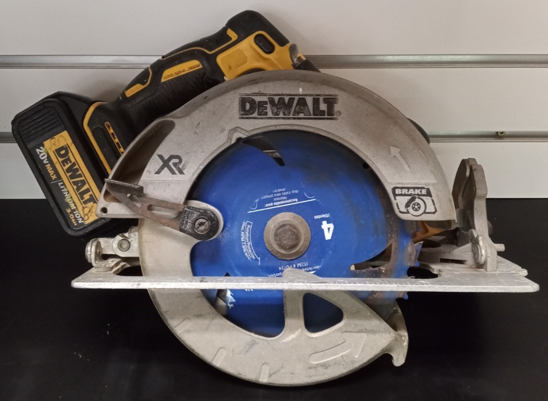 Pawn America Dewalt Dcs575 Circular Saw DEWALT 20V MAX Cordless