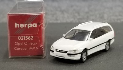 VTG HERPA HO 1:87 021562 OPEL OMEGA CARAVAN MV 6 WAGON  IOB MADE IN GERMANY