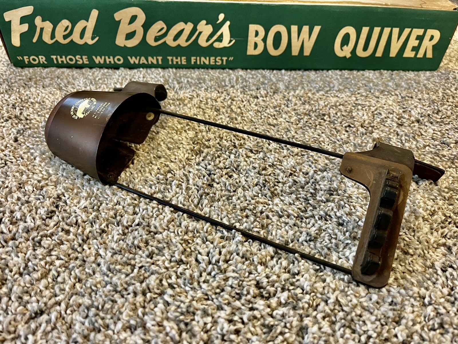 Vintage Fred Bear Archery quiver 4 arrow tapeon leather top eBay