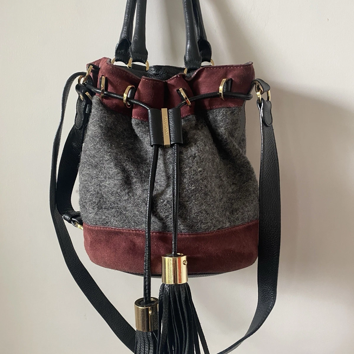 See By Chloe Leather Drawstring Backpack Bucket Bag with Tassel See by Chloé Black Leather Drawstring Bucket Bag Tassels main image 3