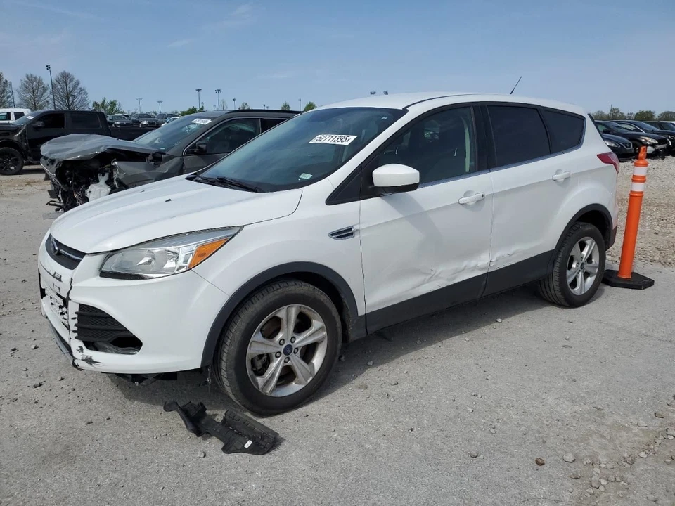 2015 Ford Escape Right Passenger Fender - Used, Local Pickup Only, 119K Miles - Изображение 2 из 4