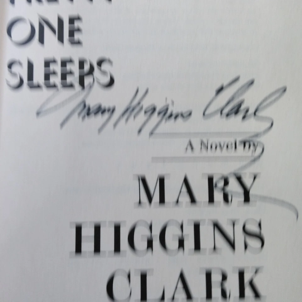 Mary Higgins Clark SIGNED 1989 While My Pretty One Sleeps  1st ED HC Suspense Foto 2 de 4