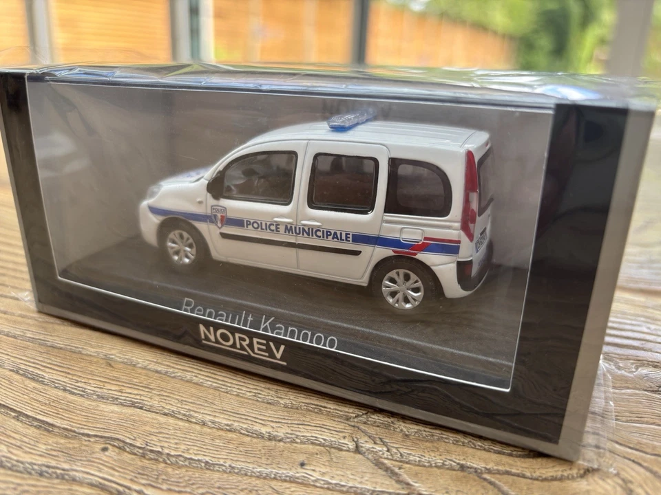 1:43 NOREV Renault Kangoo 2013 🇫🇷 Police Municipale 🇫🇷 511323 - Image 3 of 4