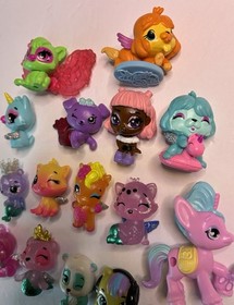 Hatchimals Colleggtibles Mini Figures Lot Of 16 Mixed Lot