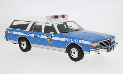 1:18 MCG 1985 Chevrolet Caprice Estate Wagon NYPD Police Diecast