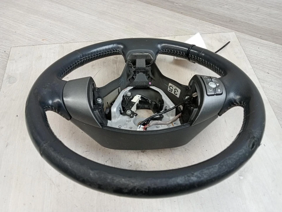 TOYOTA RAV4 STEERING WHEEL LEATHER, ACA33/ACA38, 11/05-11/12 2012 - image 3 of 4