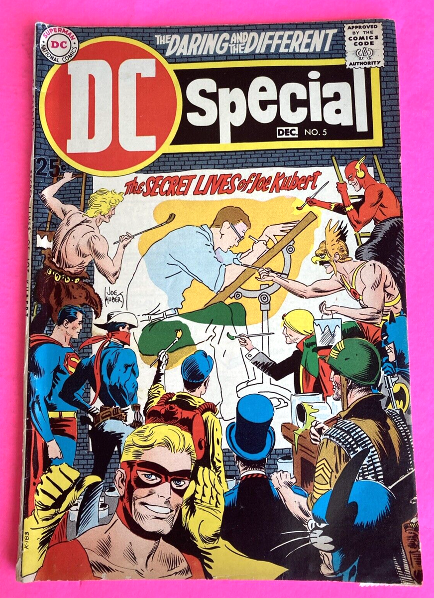 DC Comics - The Daring and the different DC SPECIAL The Secret Liv
