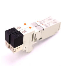 Lot of 2 - NEW SMC 2 Position 5 Port Solenoid Valve - VQ1101N-51